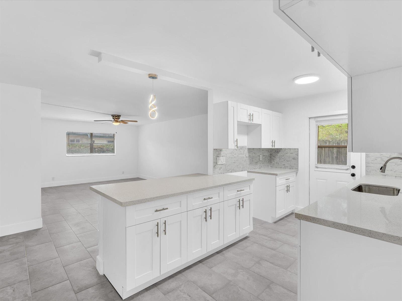 7430 Kimberly Boulevard # 102d, North Lauderdale FL 33068 photo 4