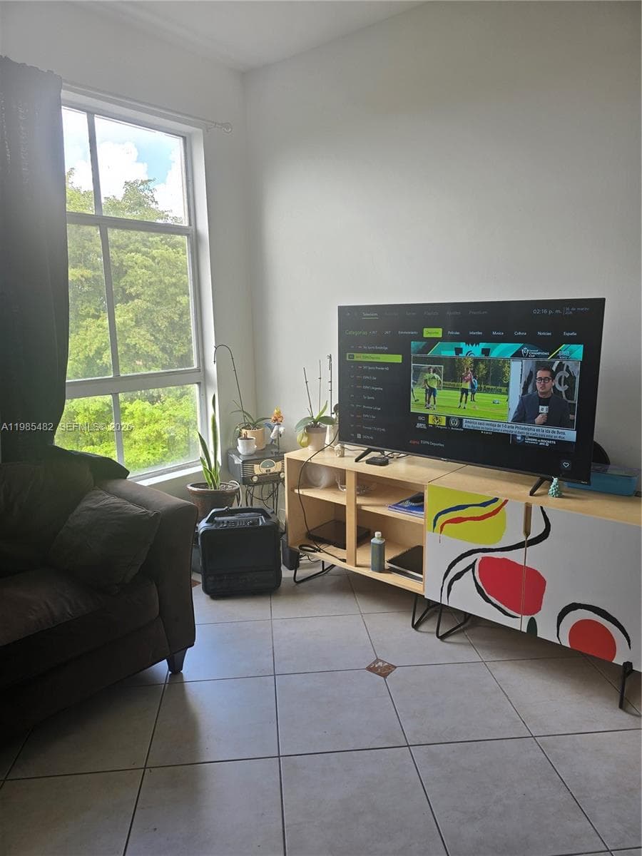 7420 W 20th Ave # 451, Hialeah FL 33016 photo 4