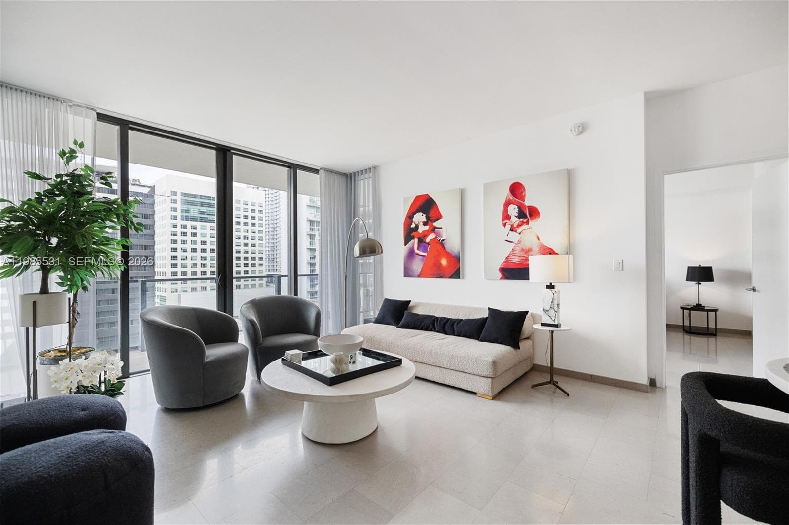 88 SW 7th St # 1010, Miami FL 33130 photo 2