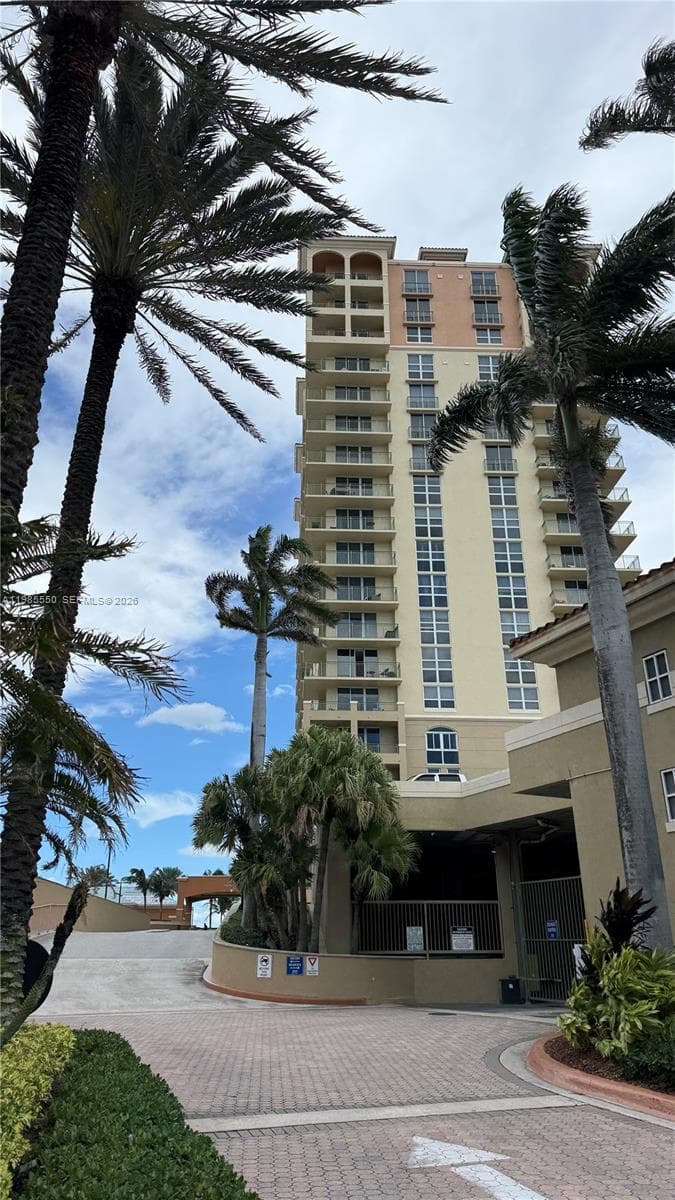 2080 S Ocean Dr # 905, Hallandale Beach FL 33009 photo 2