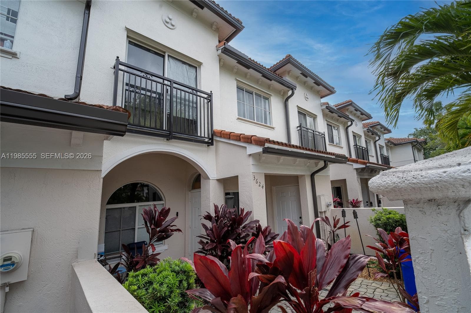 3624 NW 29th Pl, Lauderdale Lakes FL 33311 photo 3