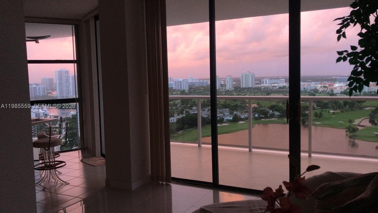 20281 E Country Club Dr # 2409, Aventura FL 33180 photo 4