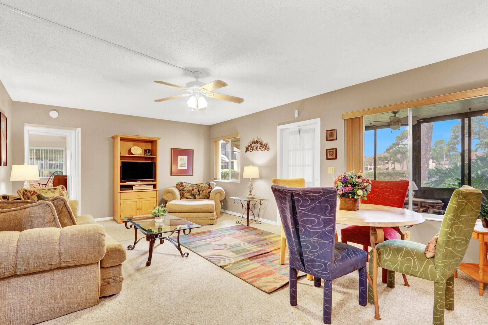 338 Knotty Pine Circle # D1, FL 33463 photo 4