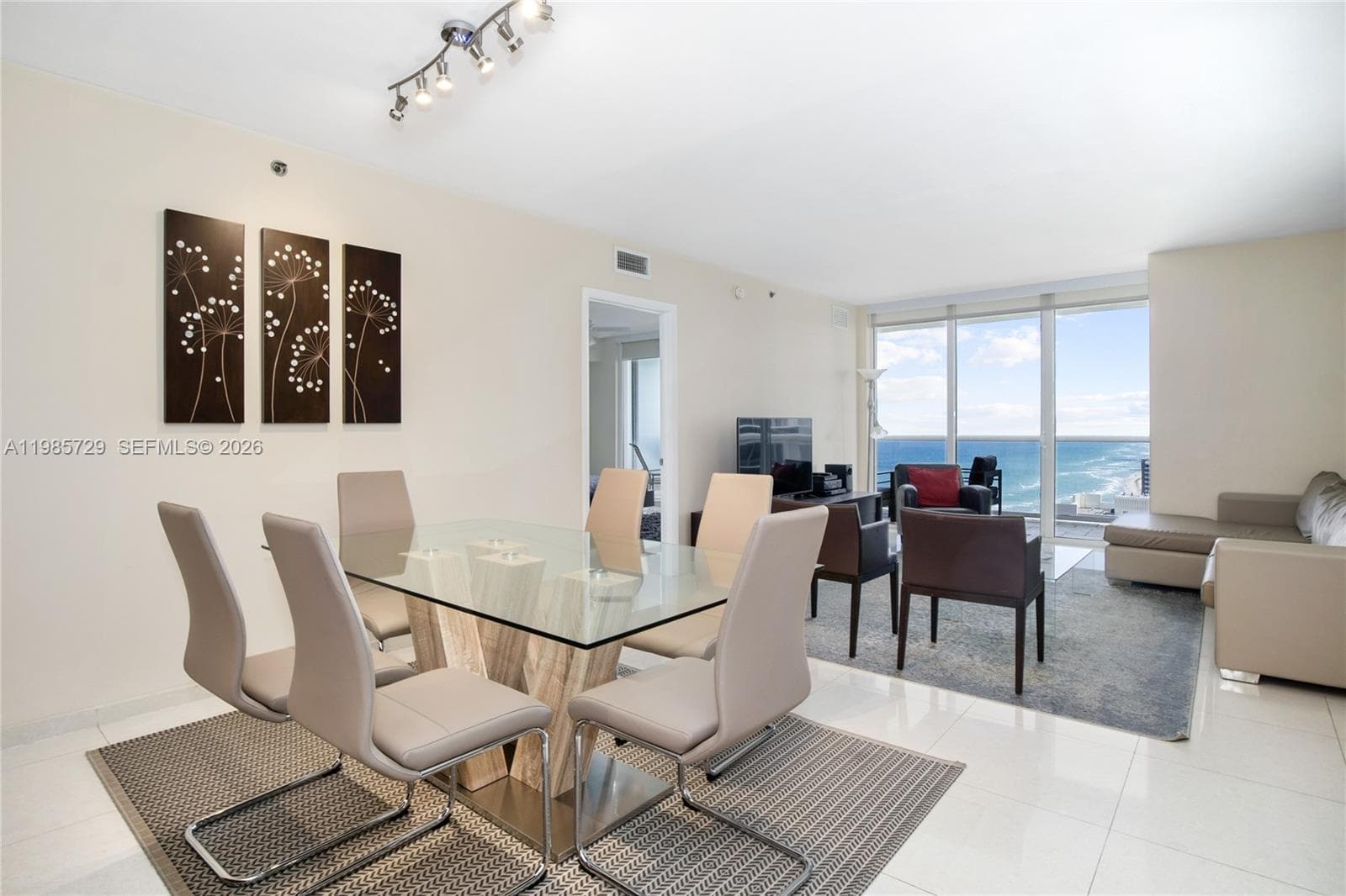 1830 S OCEAN DR # 3204, Hallandale Beach FL 33009