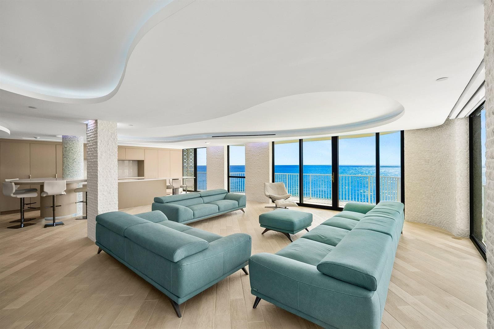 3360 S Ocean Boulevard # i, Palm Beach FL 33480 photo 2