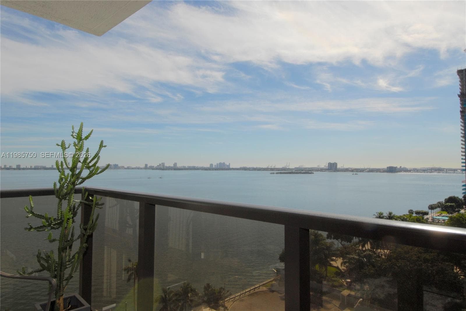 600 NE 36th St # 1212, Miami FL 33137 photo 2