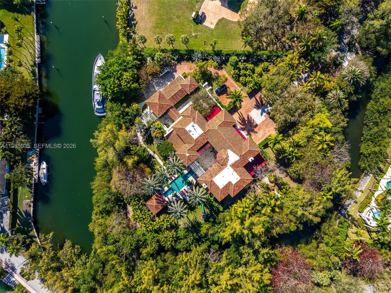 9401 Journeys End Rd, Coral Gables FL 33156