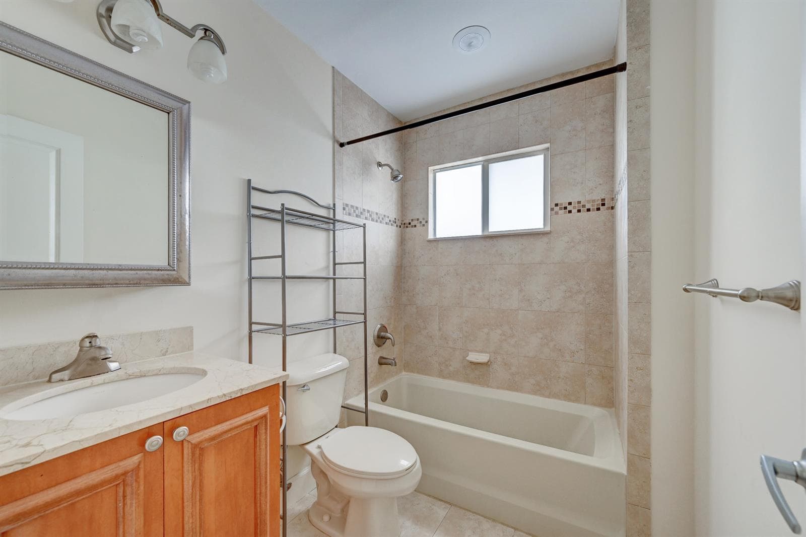 410 SW 15th Street # 204, Pompano Beach, FL 33060 photo 2