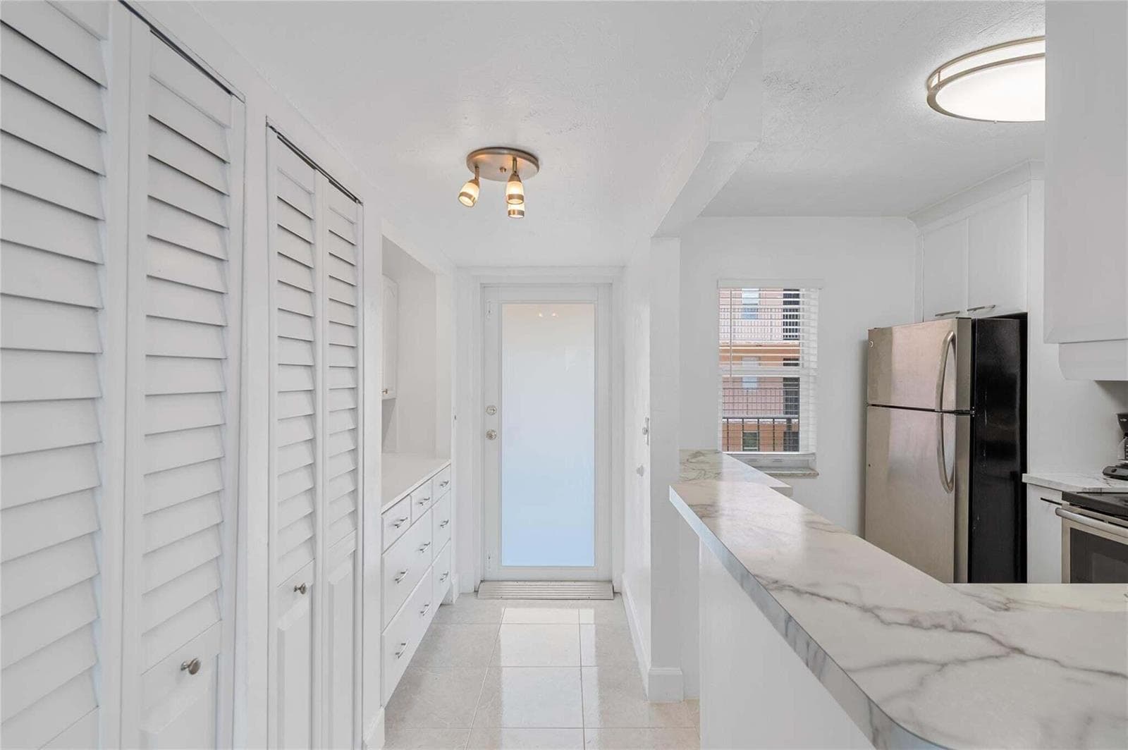 2841 Somerset Drive # 311, Lauderdale Lakes FL 33311 photo 3