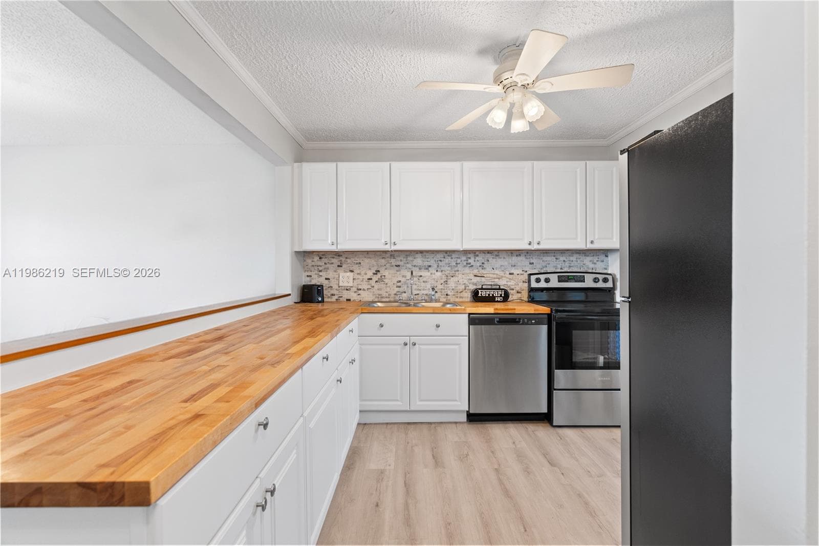 4800 Hillcrest Ln # 408, Hollywood FL 33021 photo 5