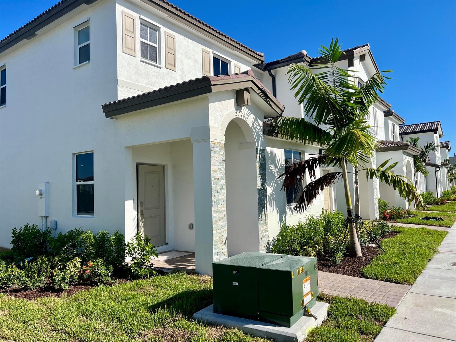 2776 SE 26th Avenue, Homestead FL 33035 photo 2