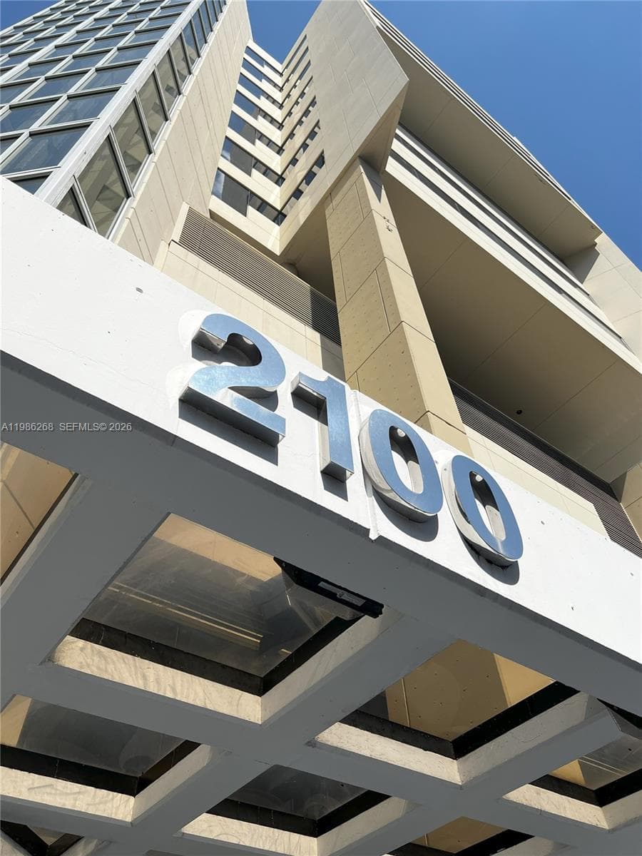 2100 Ponce De Leon Blvd # Mezzanine, Coral Gables FL 33134