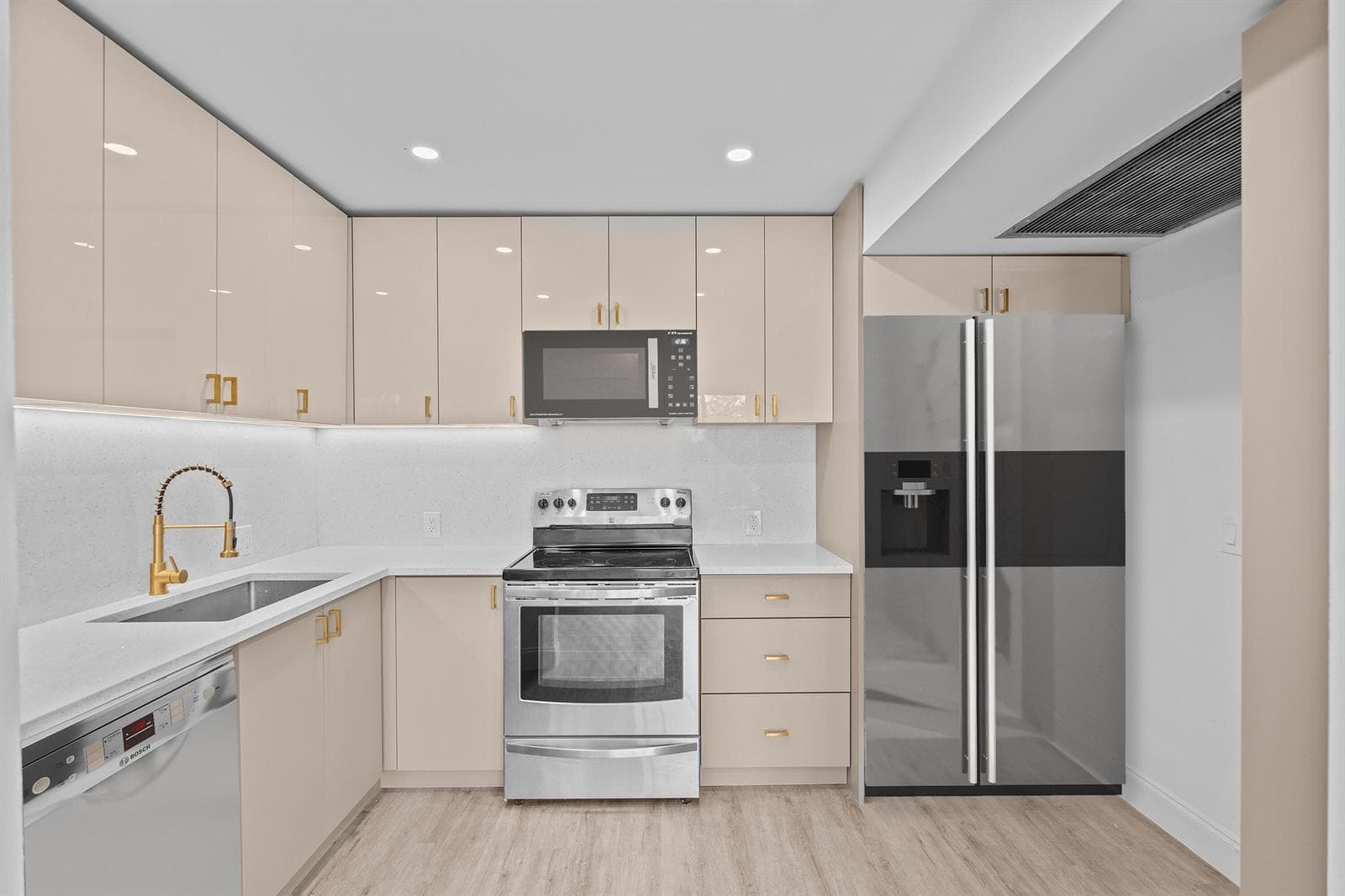 204 Mansfield E # 204, Boca Raton FL 33434 photo 2