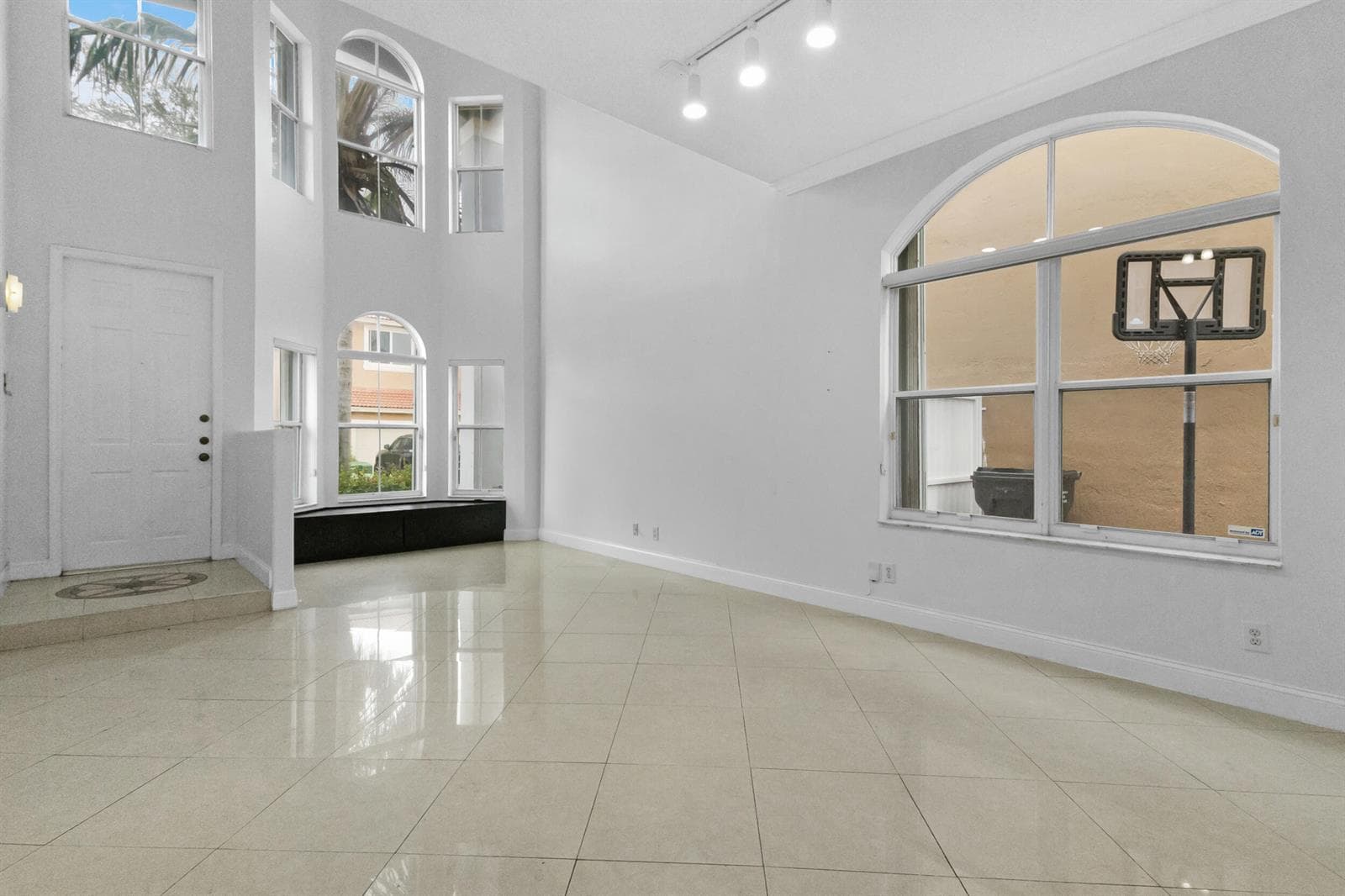 3768 SW 50th Court, Hollywood FL 33312 photo 3