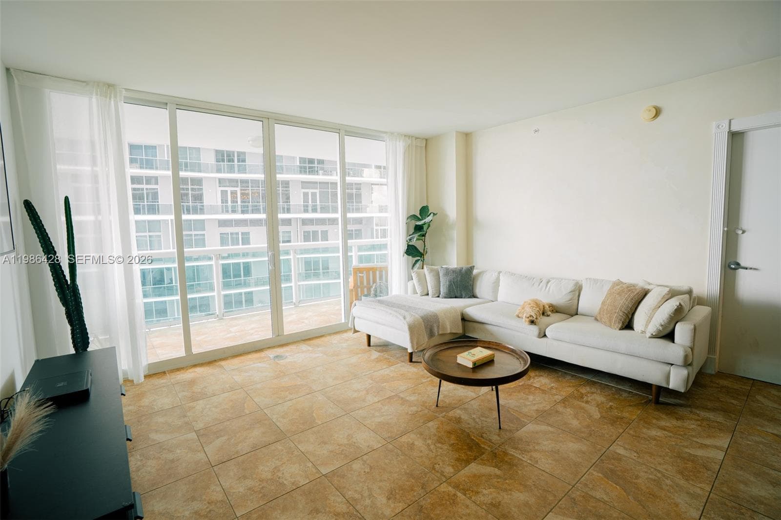 1800 N Bayshore Dr # 1412, Miami FL 33132 photo 3