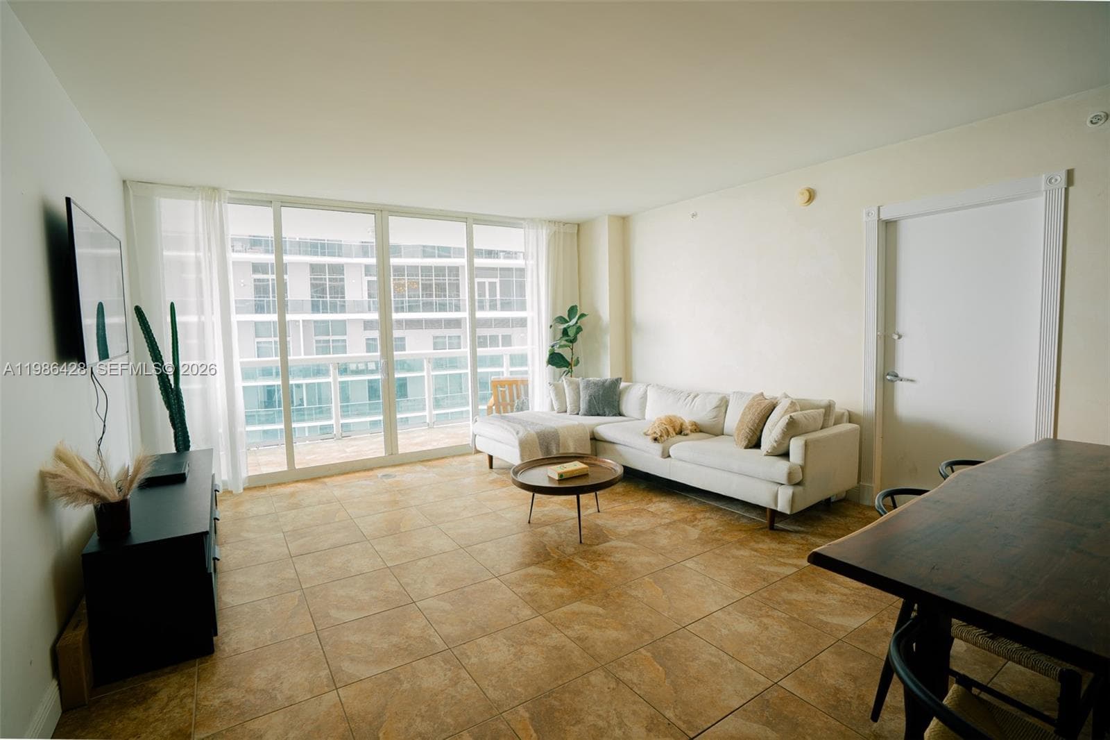 1800 N Bayshore Dr # 1412, Miami FL 33132 photo 4