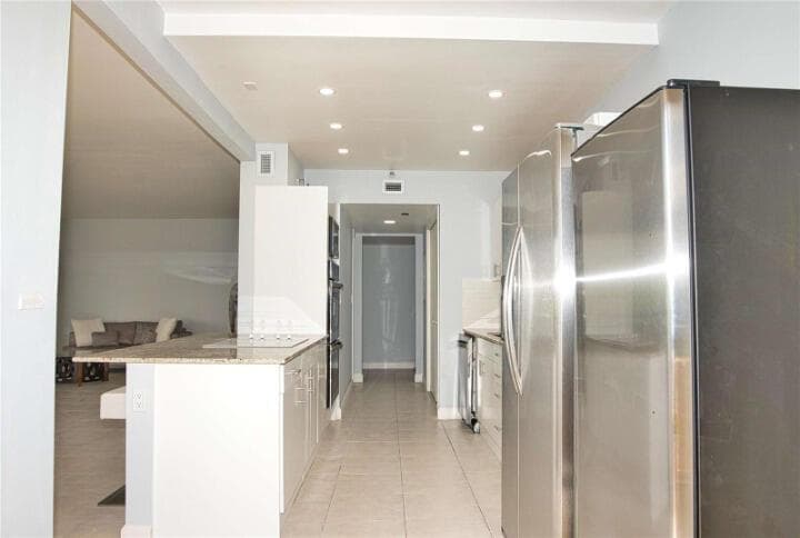 19355 Turnberry Way # 3d, Miami FL 33180 photo 5