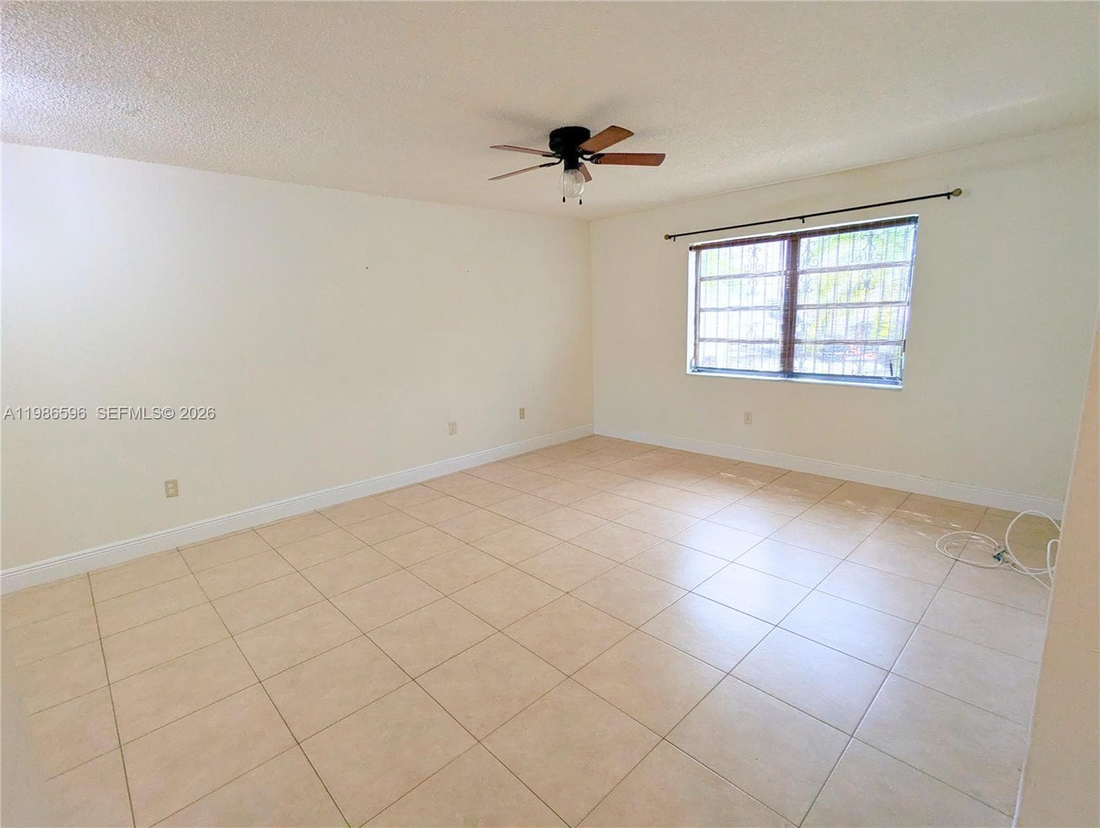 4050 NW 135th St # 8-9, Opa-Locka FL 33054 photo 4