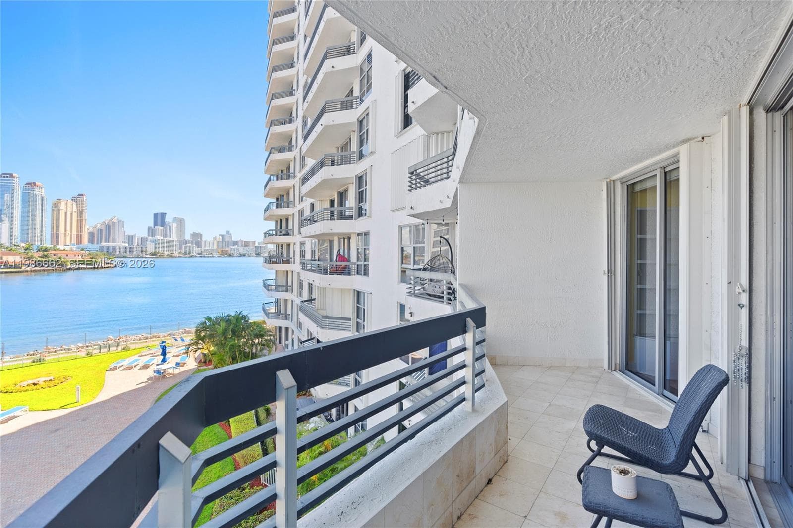 19101 NE 36th Ct # 409, Aventura FL 33180 photo 2