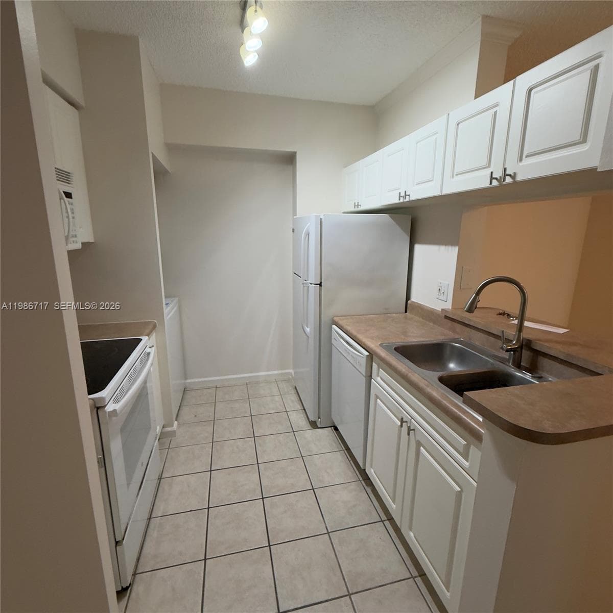 17150 N Bay Rd # 2319, Sunny Isles Beach FL 33160 photo 5