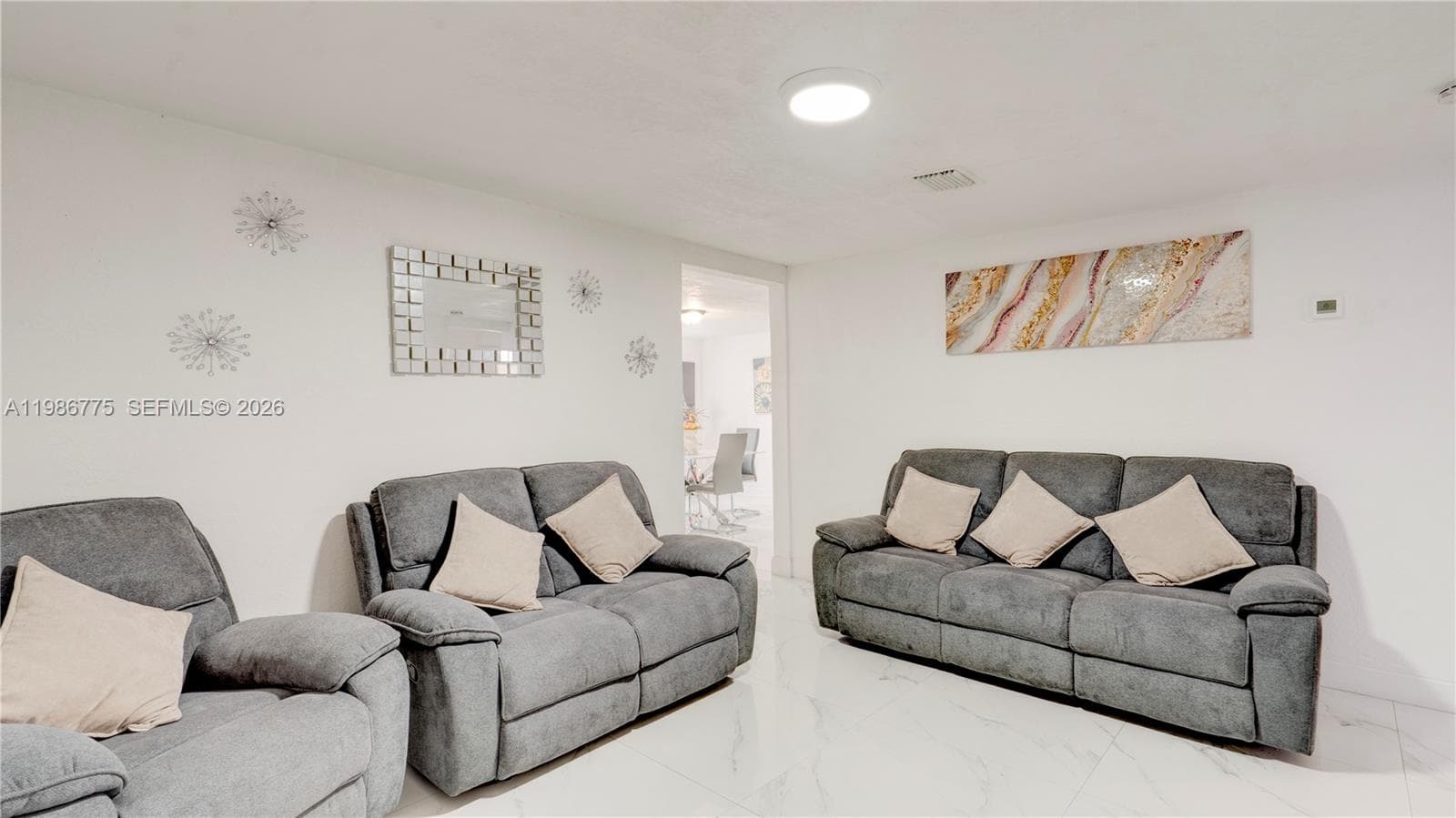 10529 NW 35th Ave, Miami FL 33147 photo 4