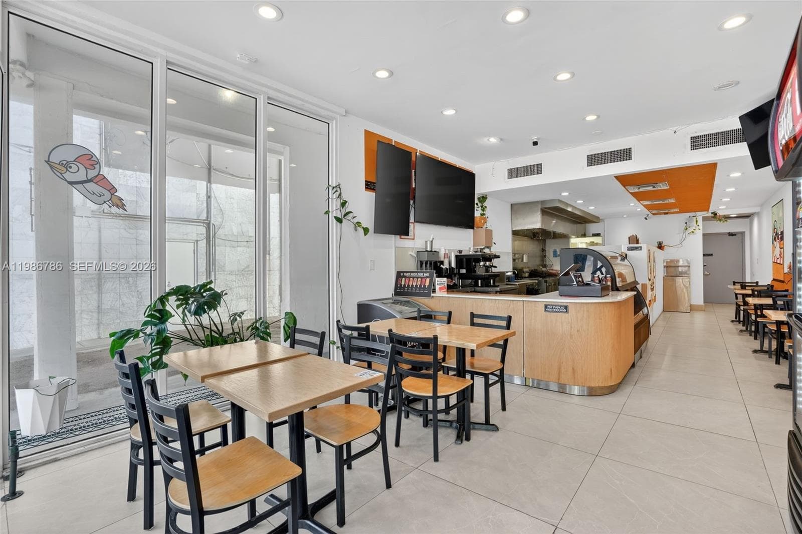 QSR- Beachside Restaurant For Sale, Fort Lauderdale FL 33304 photo 3