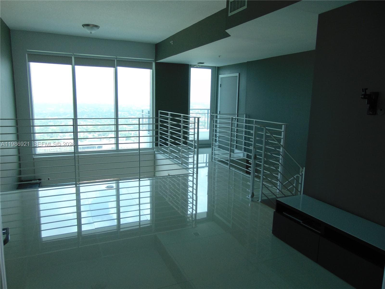 60 SW 13th St # 2619, Miami FL 33130 photo 5