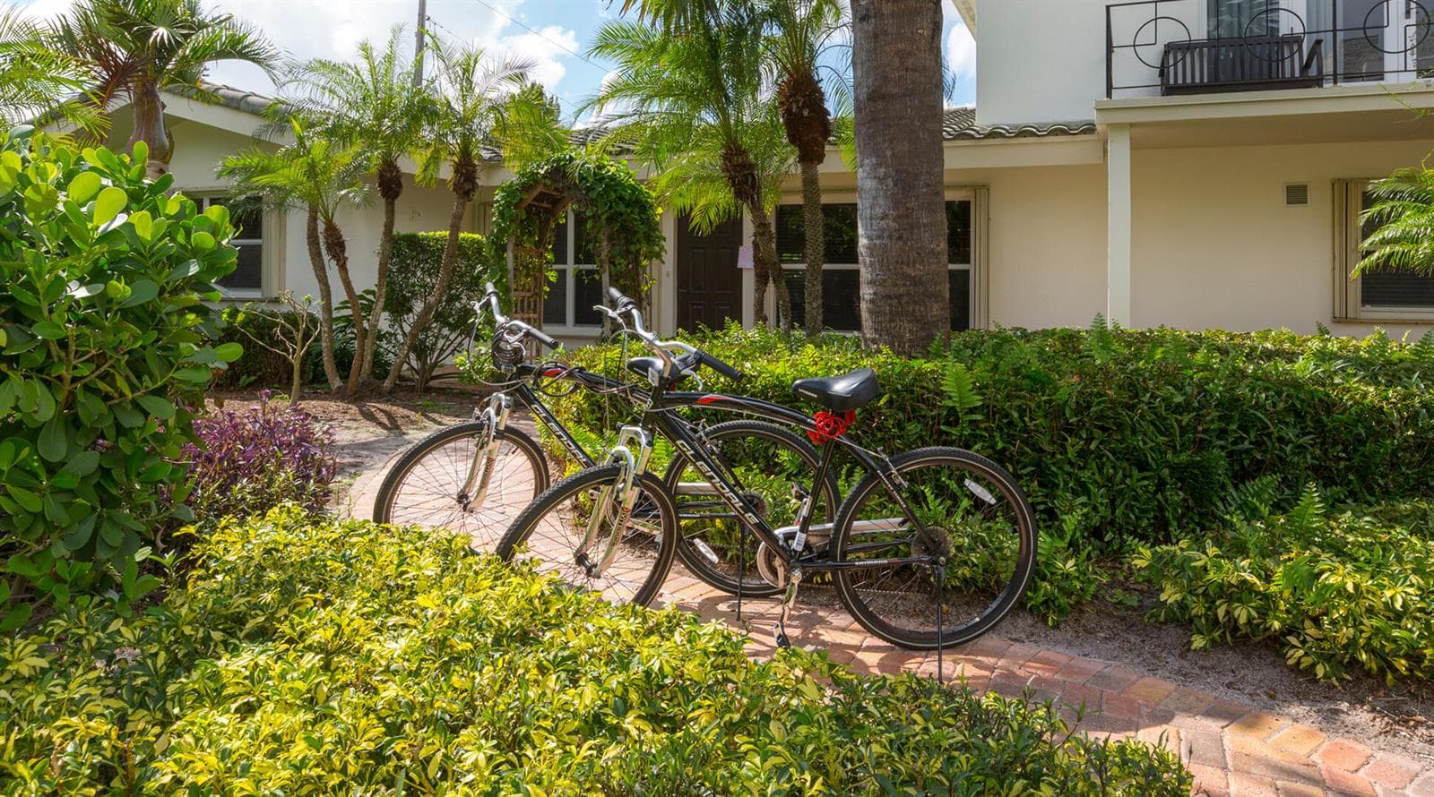 2003 Bay Drive, Pompano Beach FL 33062 photo 4