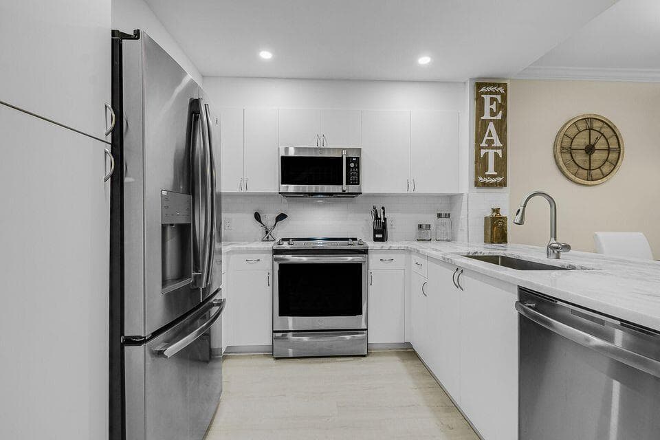 11785 St Andrews Place # 104, Wellington FL 33414 photo 4