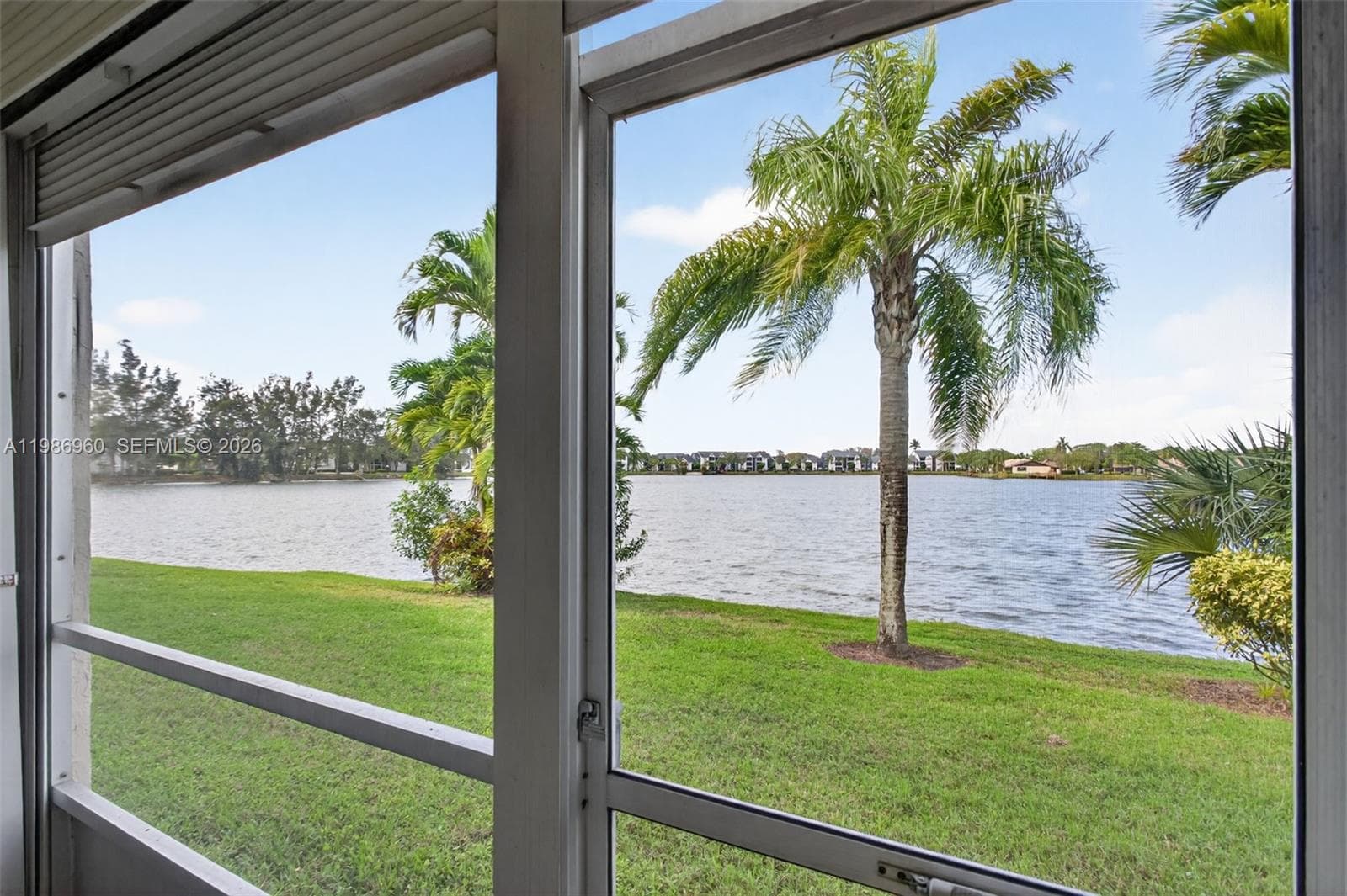 5520 Lakeside Dr # 105, Margate FL 33063 photo 5