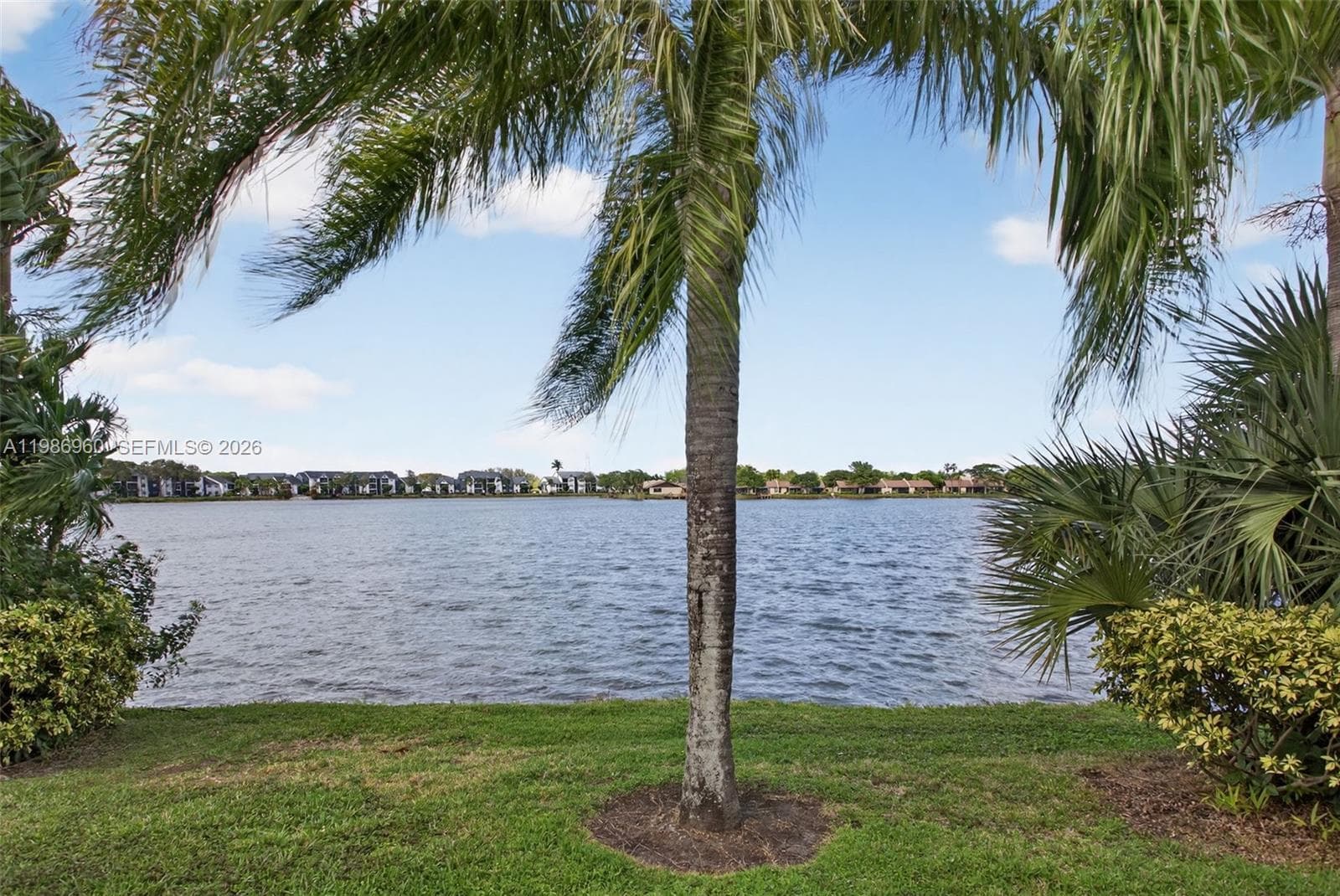 5520 Lakeside Dr # 105, Margate FL 33063 photo 4