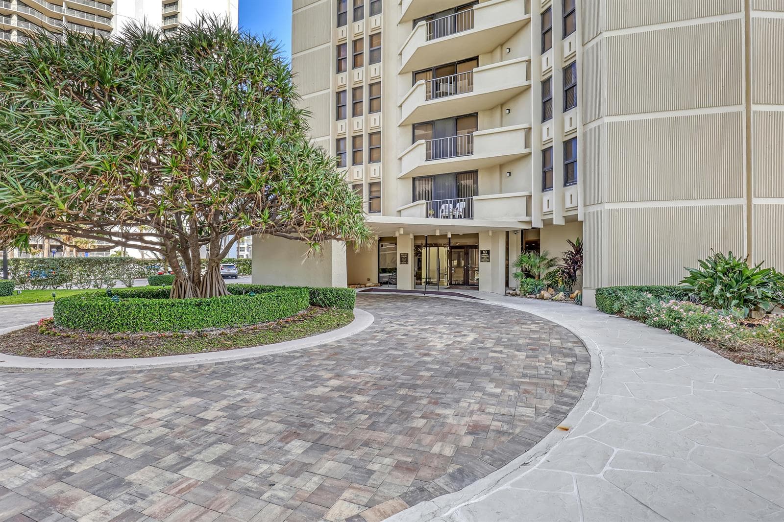 2800 N Ocean Drive # 3c, Riviera Beach FL 33404