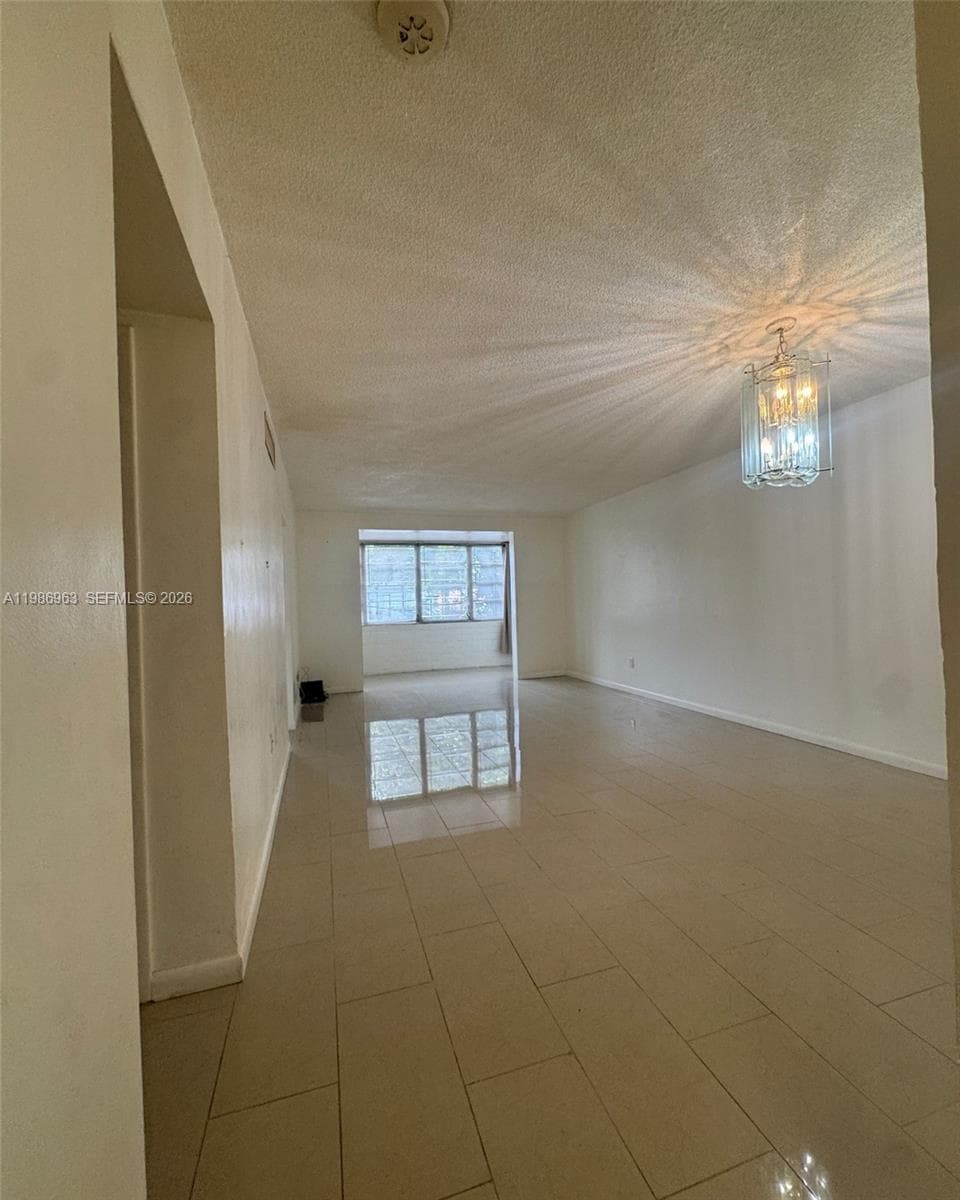 1481 NE Miami Gardens Dr # 162, Miami FL 33179 photo 2