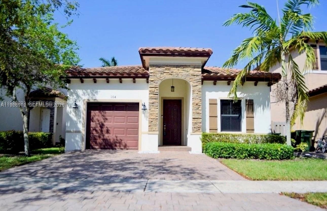 164 NE 23rd Ter, Homestead FL 33033 photo 3