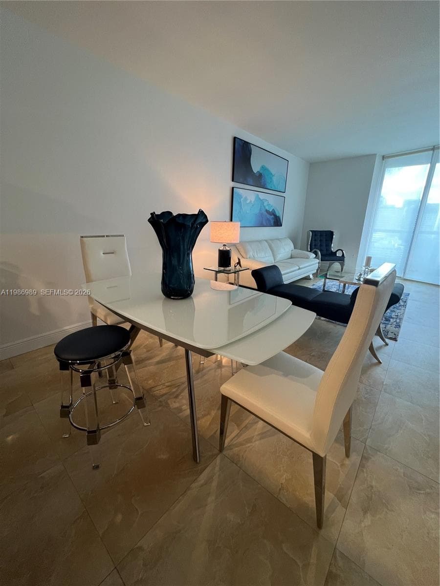 495 Brickell Ave # 2707, Miami FL 33131 photo 2