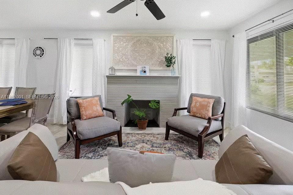 1608 NE 34th St, Oakland Park FL 33334 photo 4