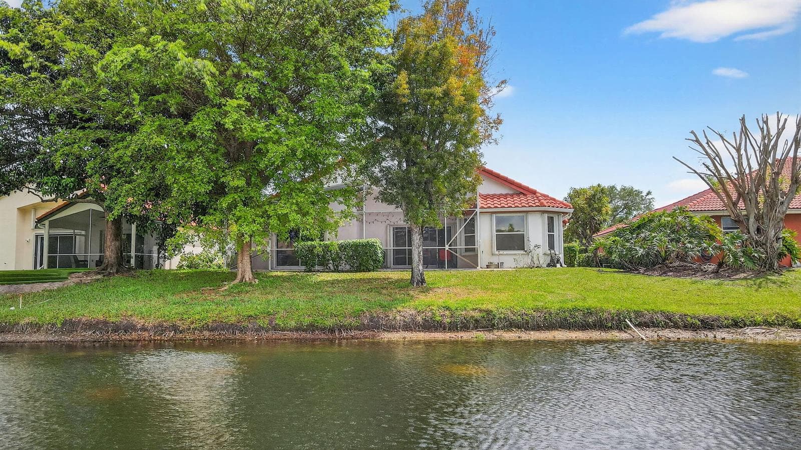 2453 Stonegate Drive, Wellington FL 33414 photo 2