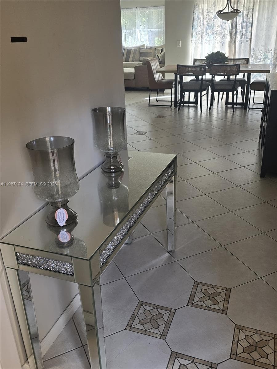 6690 NW 38th Dr, Lauderhill FL 33319