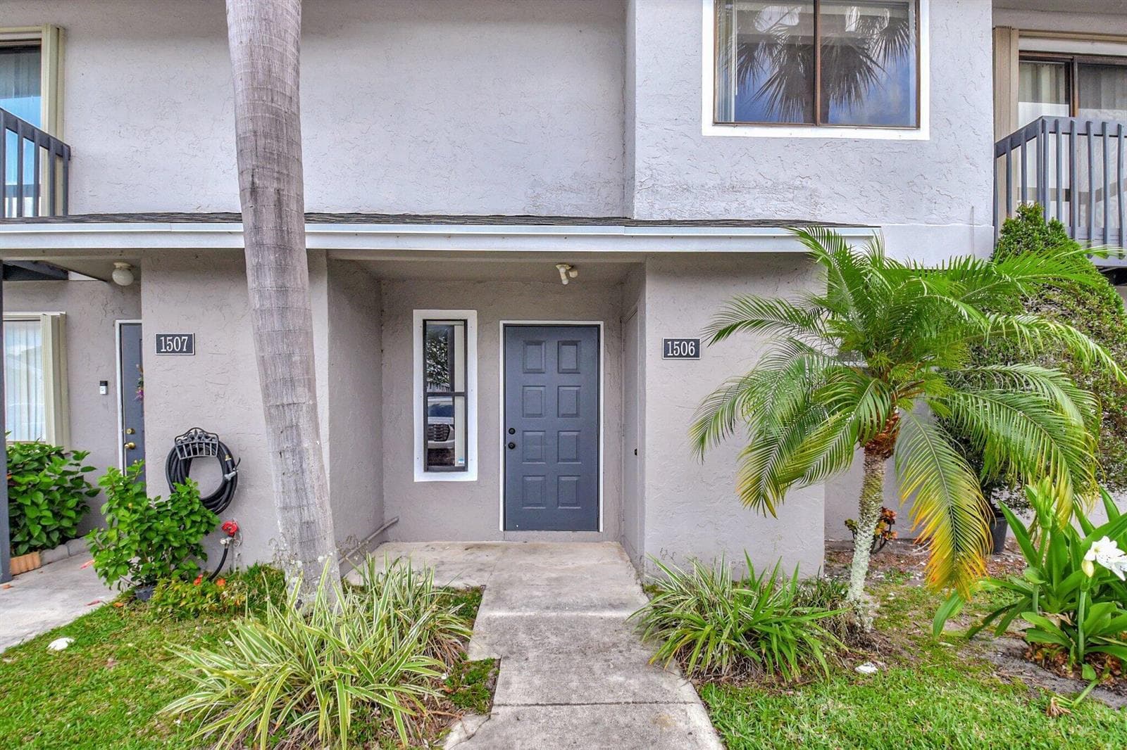 1506 Wharf Lane, FL 33463 photo 2