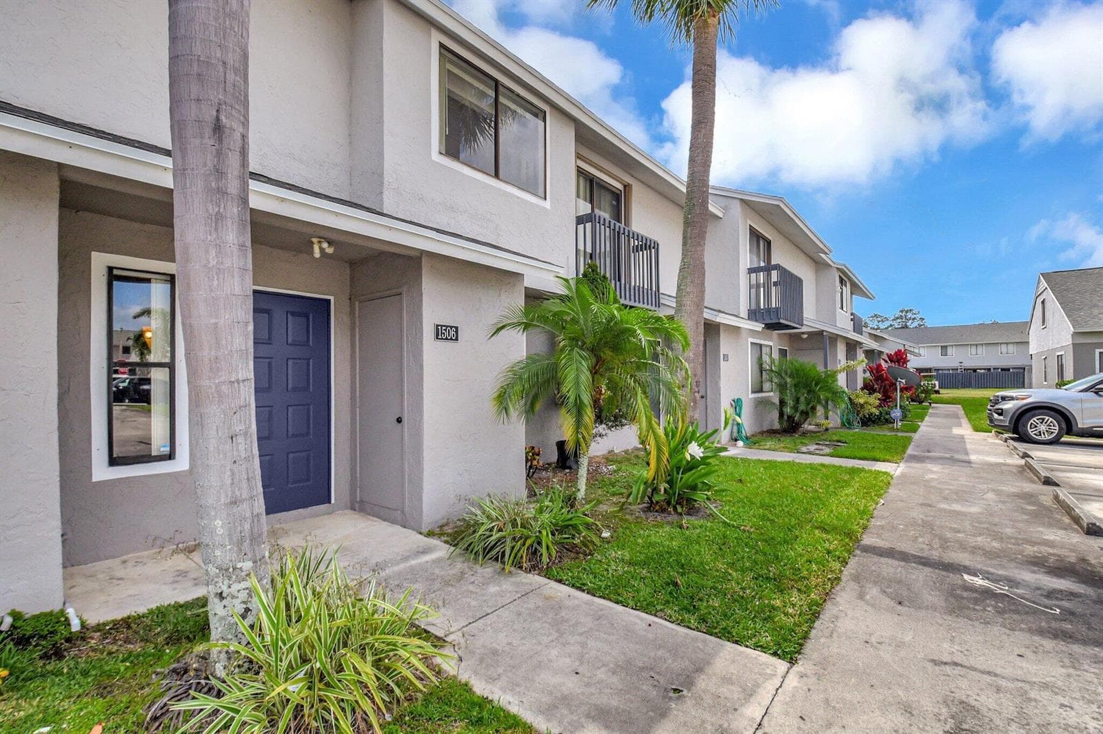 1506 Wharf Lane, FL 33463 photo 3