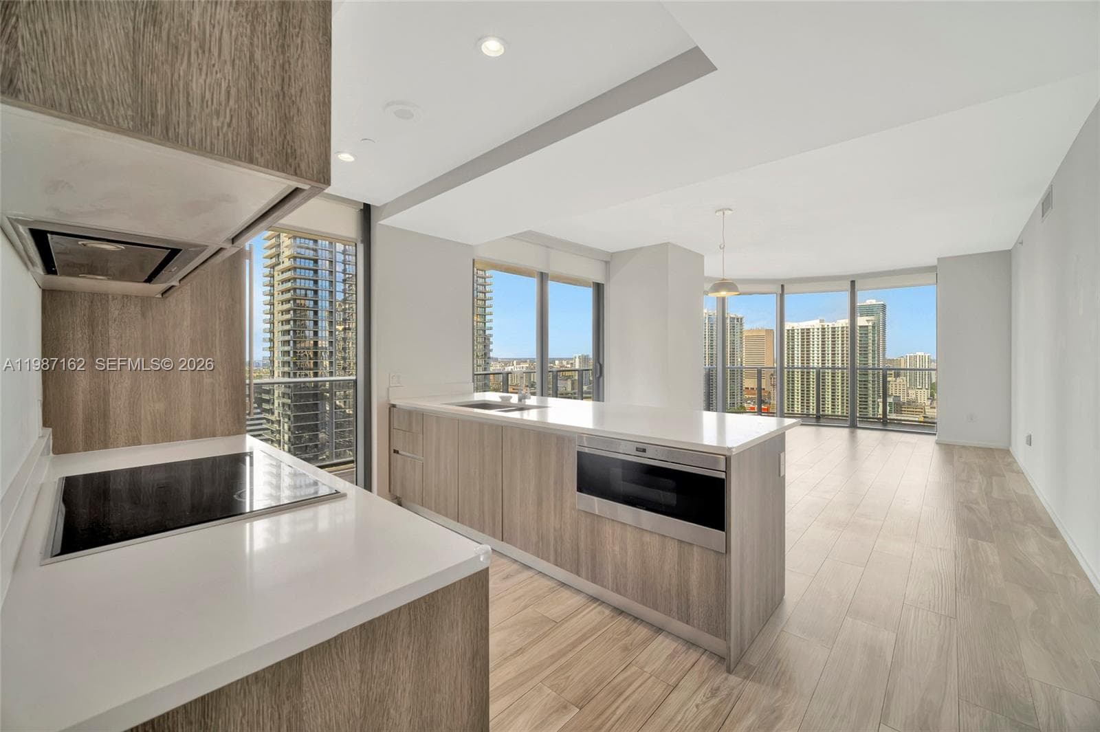 801 S Miami Ave # 2909, Miami FL 33130 photo 3