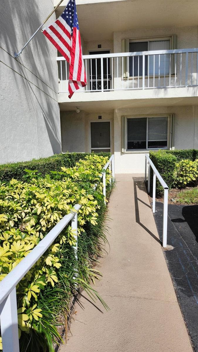3146 Via Poinciana # 414, Lake Worth FL 33467 photo 5