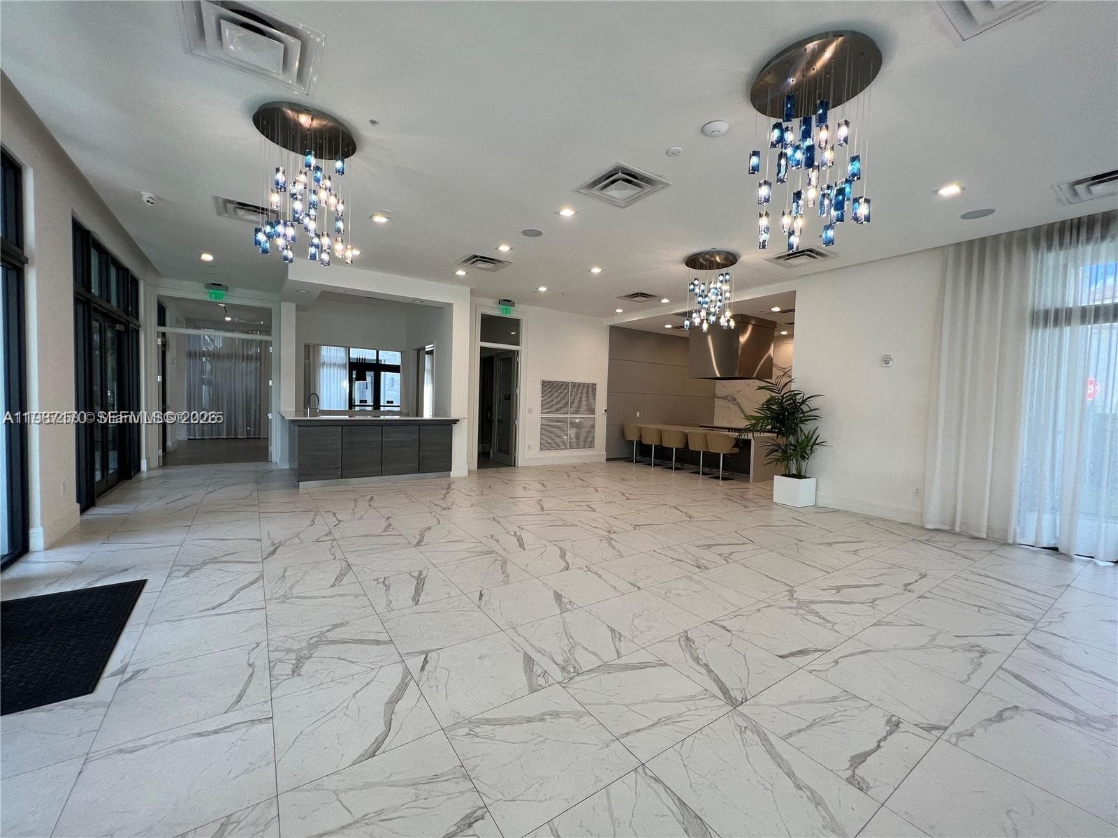 8167 NW 41st St # 308, Doral FL 33166