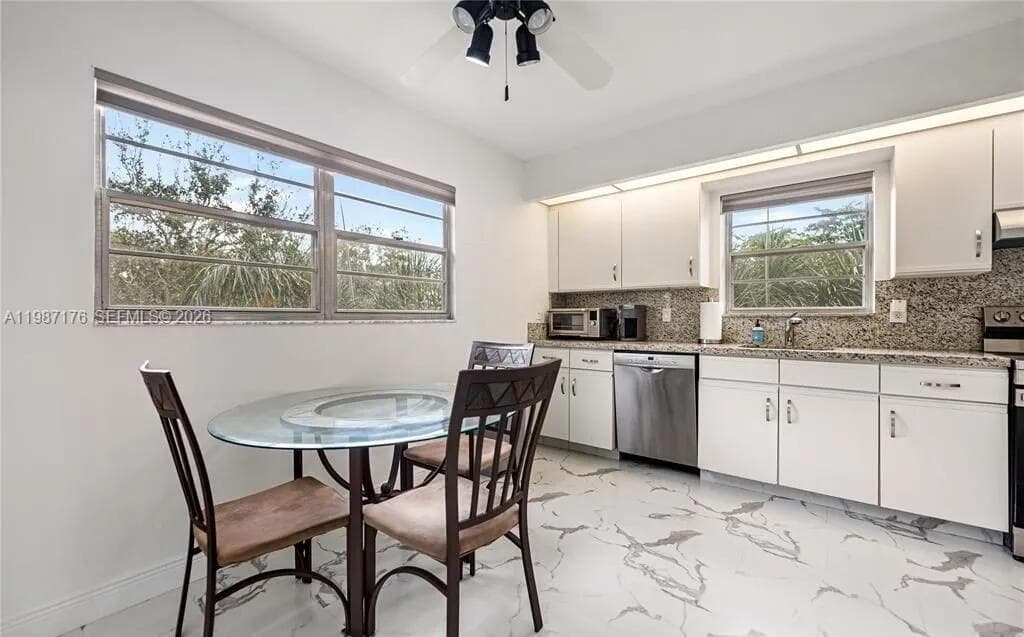 1501 Cayman Way # A4, Coconut Creek FL 33066 photo 3
