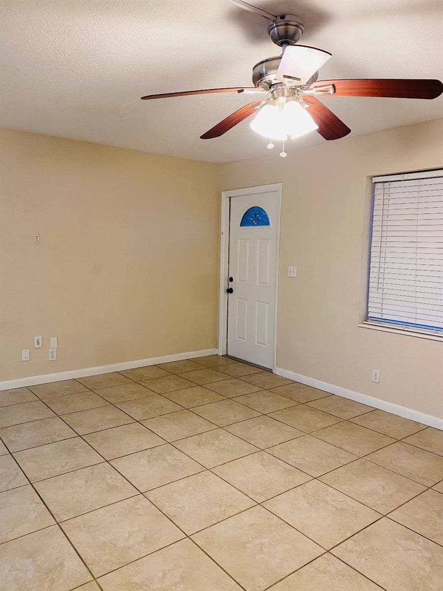 124 Yacht Club Drive # 1, North Palm Beach FL 33408 photo 3