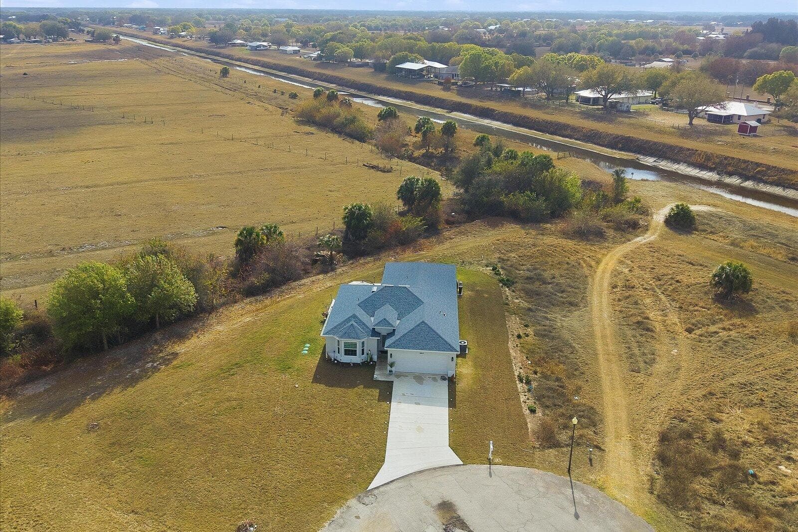 8607 SW 7th Lane, Okeechobee FL 34974 photo 5