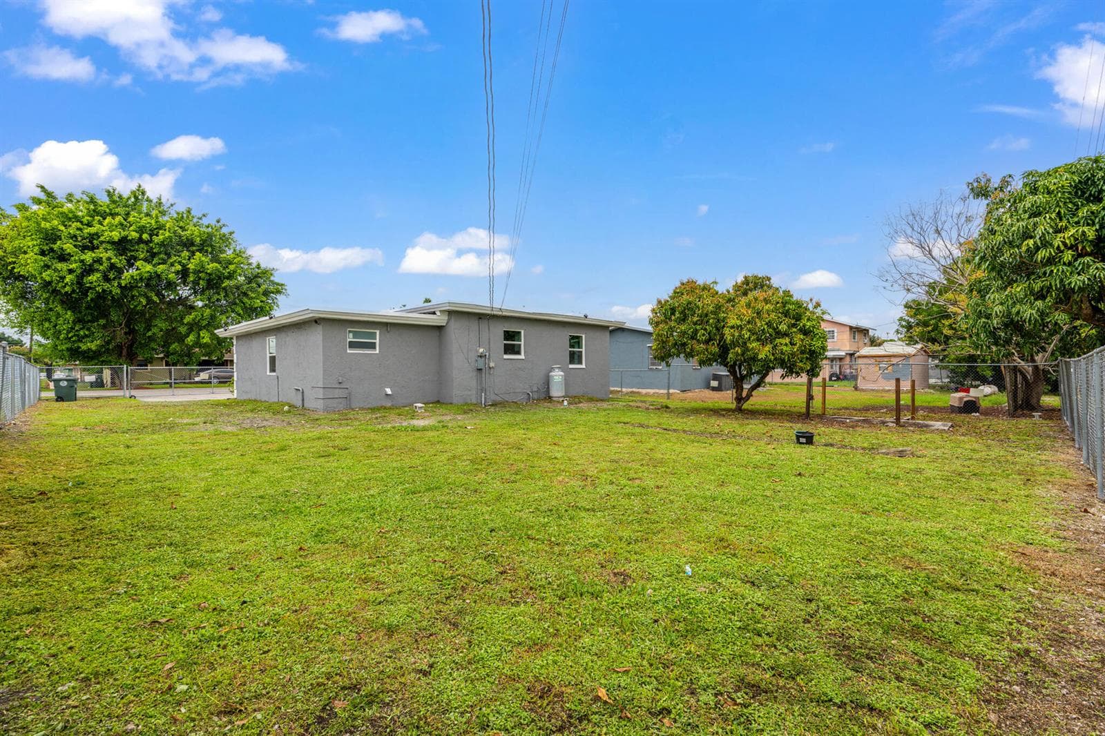 217 NW 14th Street, Belle Glade FL 33430 photo 4