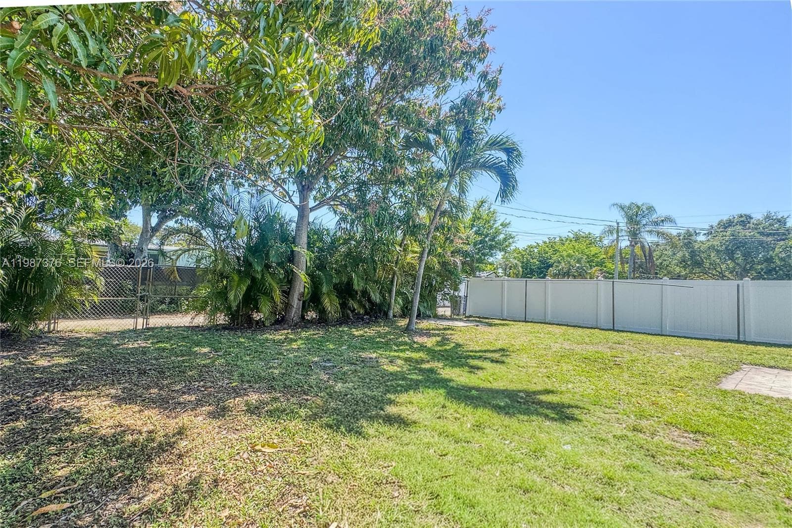 1911 N 44th Ave, Hollywood FL 33021 photo 2