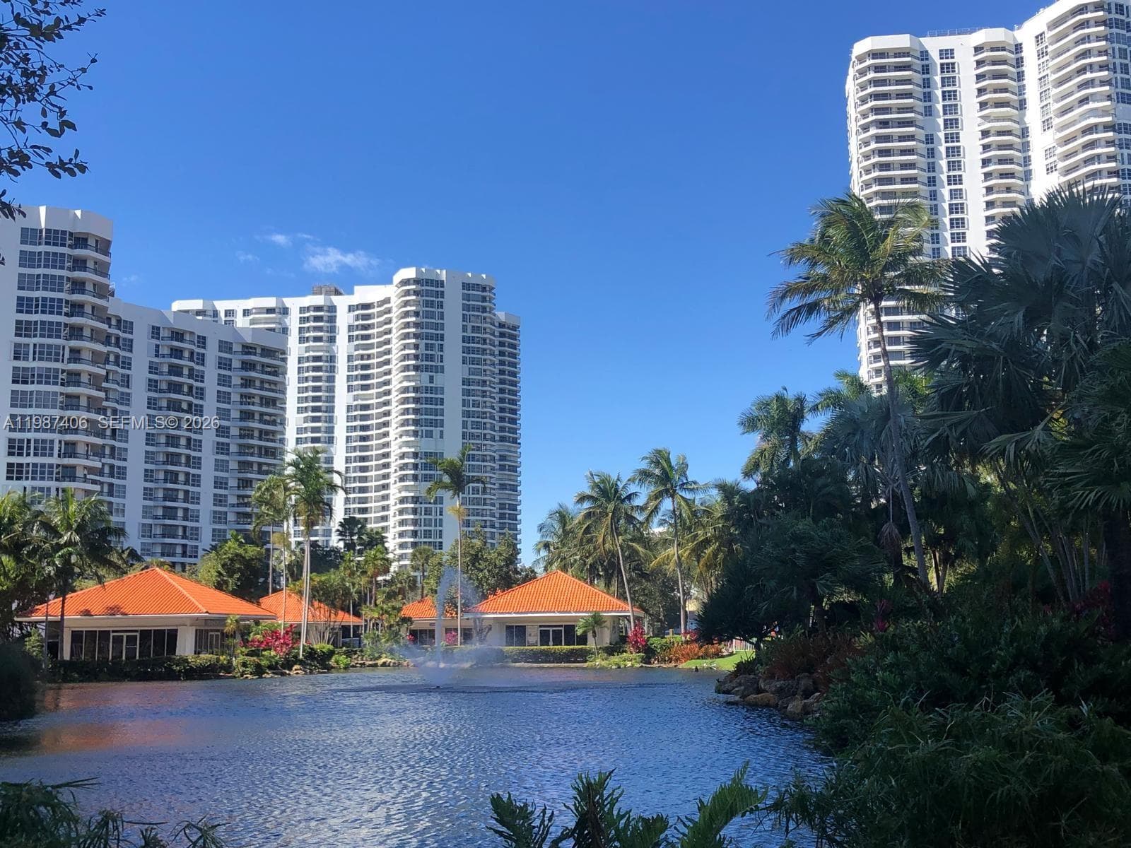 3530 Mystic Pointe Dr # 1412, Aventura FL 33180 photo 2