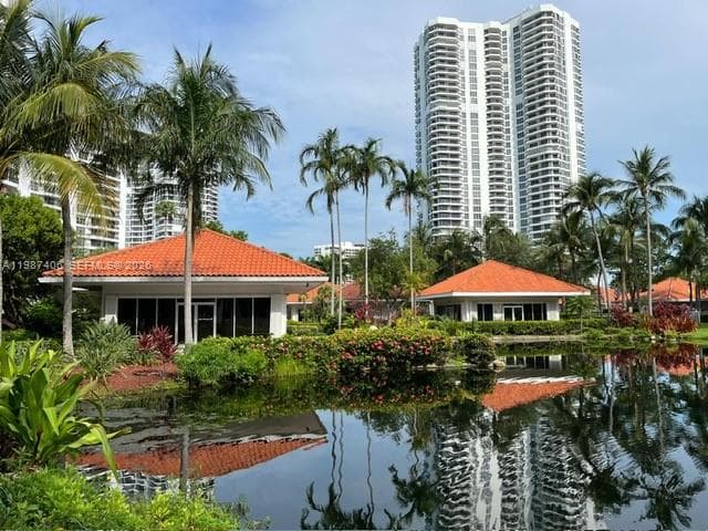 3530 Mystic Pointe Dr # 1412, Aventura FL 33180 photo 3